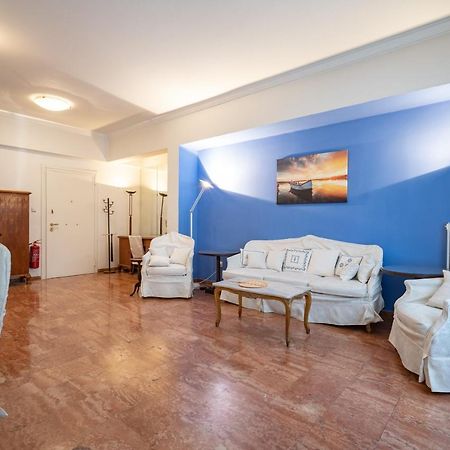 Larissa Station Metro St. 2 Bedrooms 3 Pers. Flat Athén Kültér fotó