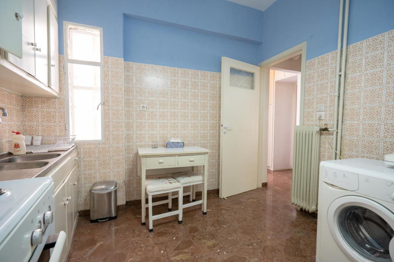 Larissa Station Metro St. 2 Bedrooms 3 Pers. Flat Athén Kültér fotó